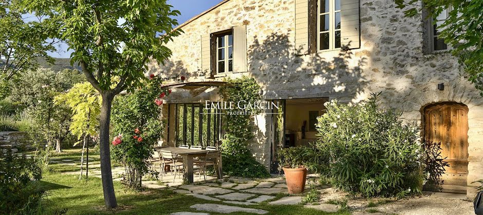 Vente maison 12 pièces 400 m² à Lourmarin (84160), 2 980 000 €