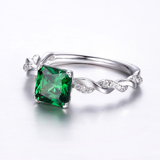 Title 2, 925 Sterling Silver Ring Featuring Green Zircon...