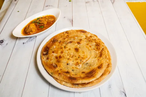 2 Paratha With Chicken Kasha [2 Pieces]