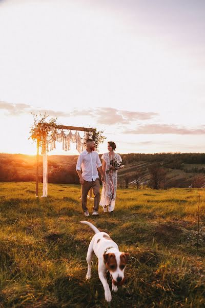 Bröllopsfotograf Yuliya Zakharova (jusik). Foto av 10 maj 2021