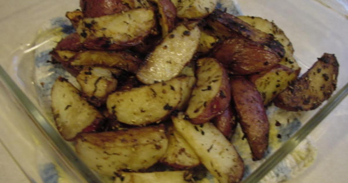 Balsamic Roasted Red Potatoes | Just A Pinch Recipes