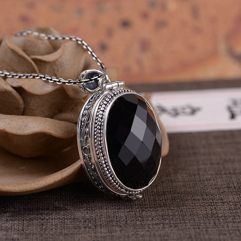 Pendentif en argent thaïlandais vintage S925 avec boîte photo, capturez vos souvenirs, design unique, cadeau idéal et significatif.