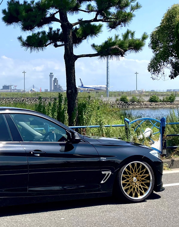 3シリーズ グランツーリスモの羽田空港・京浜島つばさ公園に関するカスタム事例の投稿画像1枚目