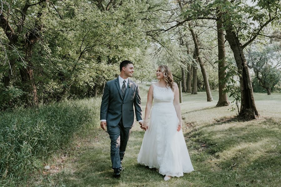 Wedding photographer Lauren Cox (laurencoxphoto). Photo of 30 April 2019