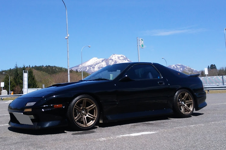 RX-7の★14・✨今日のはづき😸✨・スィーツ男子部(おじさん)・誕生日投稿の司令？|ω•)ﾁﾗｯ・モノクロ祭り便乗に関するカスタム事例の投稿画像2枚目
