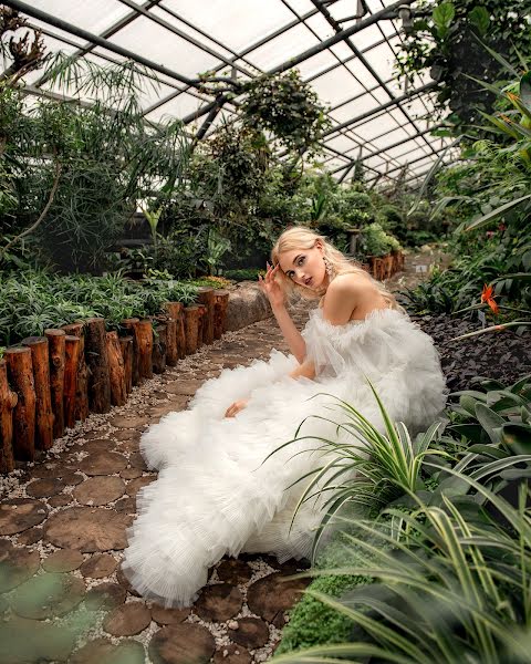 Fotógrafo de casamento Marina Semekhina (msemehina). Foto de 24 de abril 2020