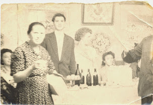 Vp1cMB2M69WxE3MLa8sWMpEJkFevbIa2x1pKid-SpPg=w303-h209-p-no