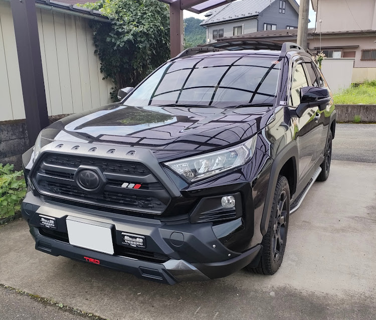 RAV4のお盆休み・もうすぐ1年・ノーズカバー・ノーズプロテクターに関するカスタム事例の投稿画像2枚目