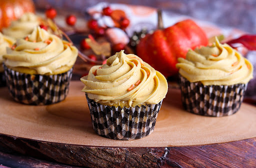 Pumpkin Spice Cupcakes With Pumpkin Mousse.