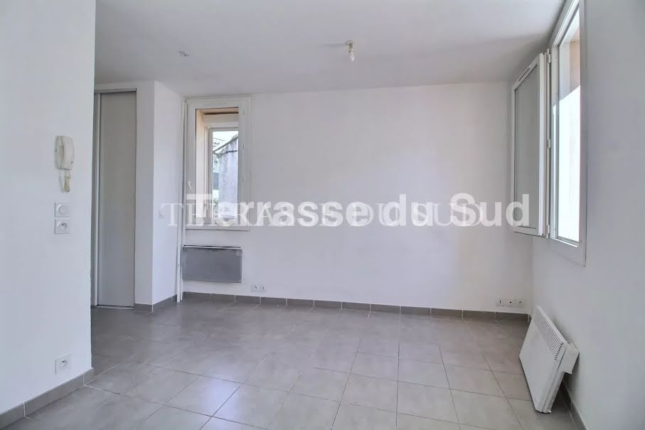 Vente locaux professionnels 5 pièces 84 m² à Marseille 13ème (13013), 349 000 €