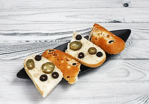 Cheese Jalapeno Garlic Bread