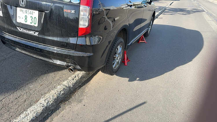 ストリームのタイヤ洗った・洗車＆WAXに関するカスタム事例の投稿画像8枚目