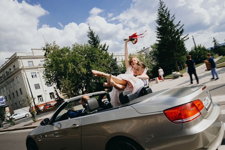 Wedding photographer Vladimir Smetana (qudesnickkk). Photo of 10 February 2022