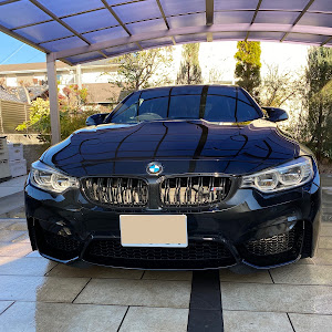 M4 クーペ F82