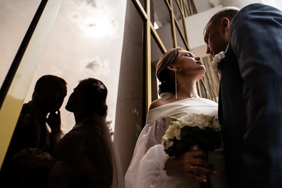 Fotografo di matrimoni Ekaterina Kuznecova (kuznetsovakate). Foto del 16 marzo 2022