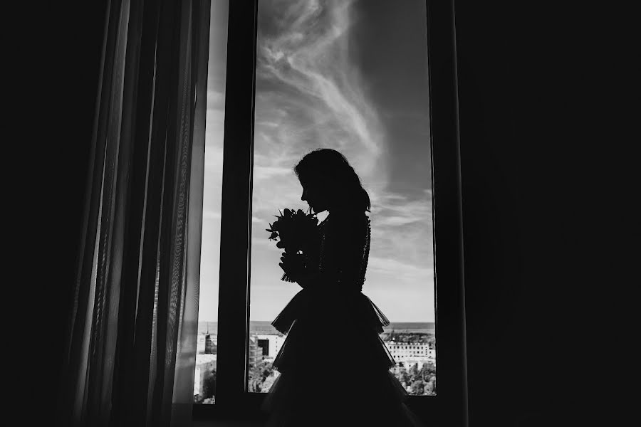 Huwelijksfotograaf Tolya Sarkan (sarkan). Foto van 8 september 2020