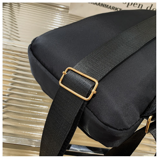 Title 6, Womens Chest Bag Large Capacity for Leisure & ...
