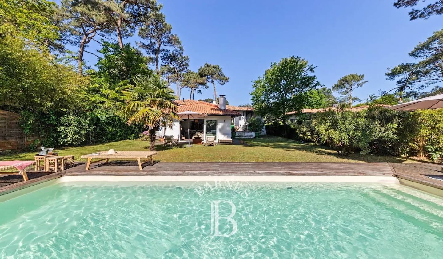 Villa with pool Pyla sur mer