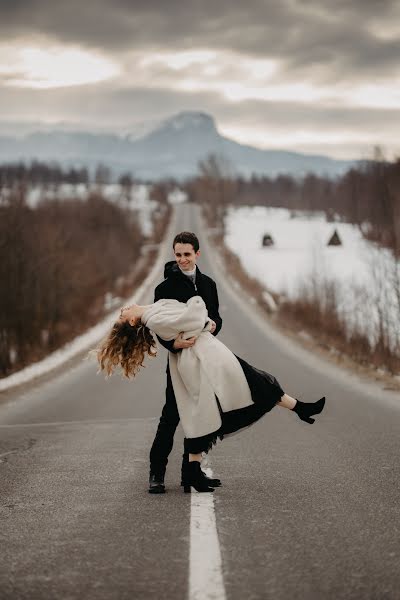 Fotógrafo de casamento Vladut Tiut (tvphoto). Foto de 31 de março 2023