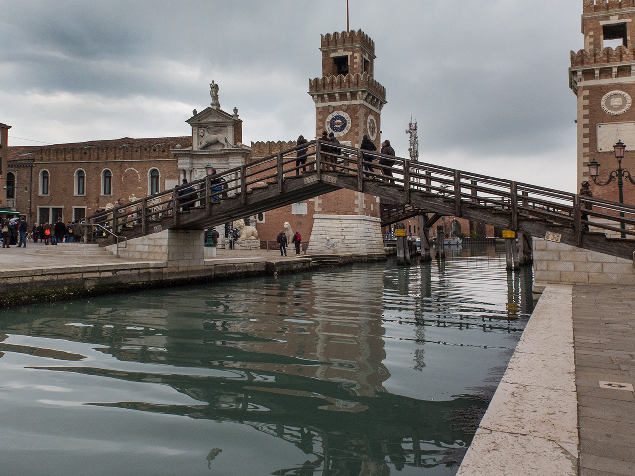 passaggio sopra il canale di angart71