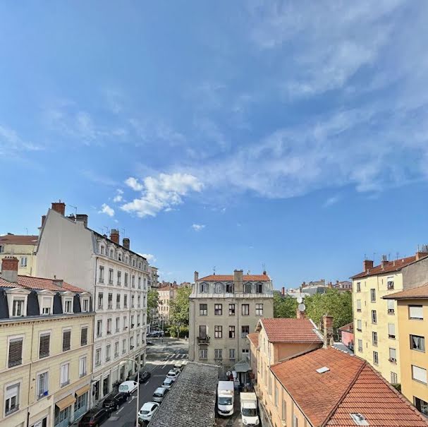 Location meublée appartement 1 pièce 11 m² à Lyon 1er (69001), 489 €