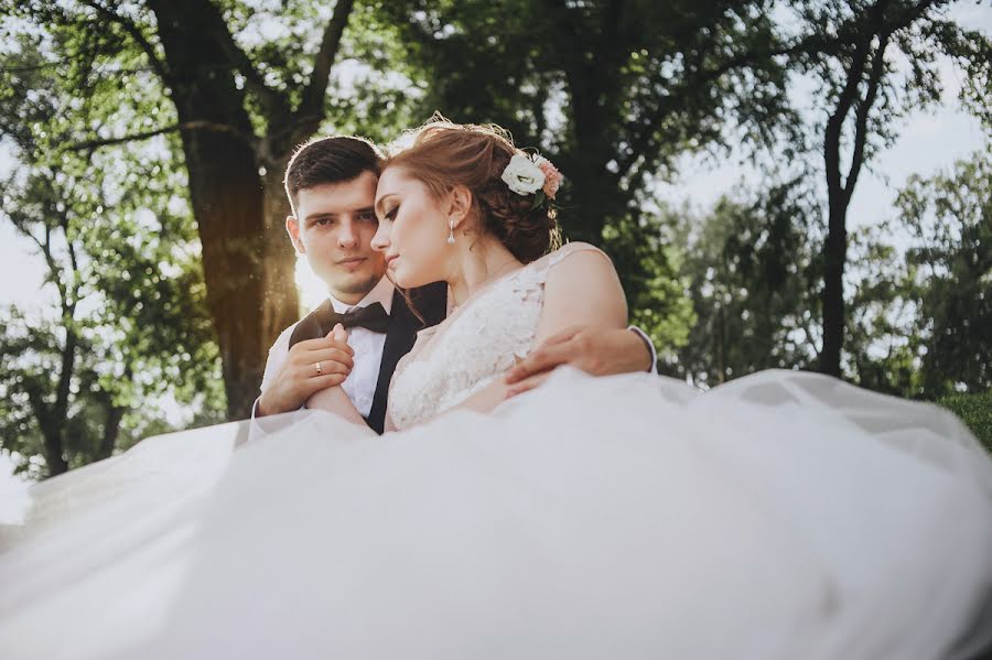 Fotografo di matrimoni Vitaliy Bendik (bendik108). Foto del 2 settembre 2017