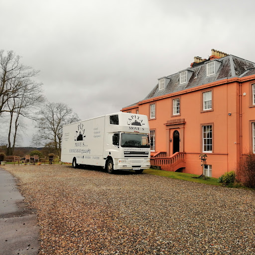 Capital Movers Ltd Logo