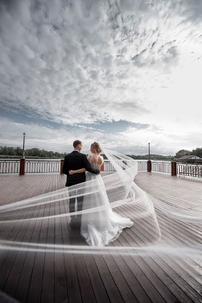 Jurufoto perkahwinan Konstantin Trifonov (koskos555). Foto pada 5 Oktober 2018