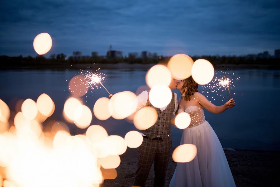 Fotografo di matrimoni Elena Kuzina (lkuzina). Foto del 4 ottobre 2022