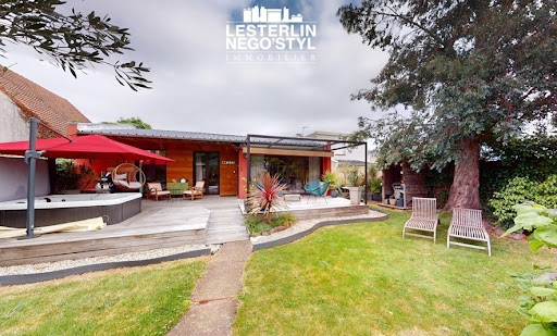 House with terrace 1