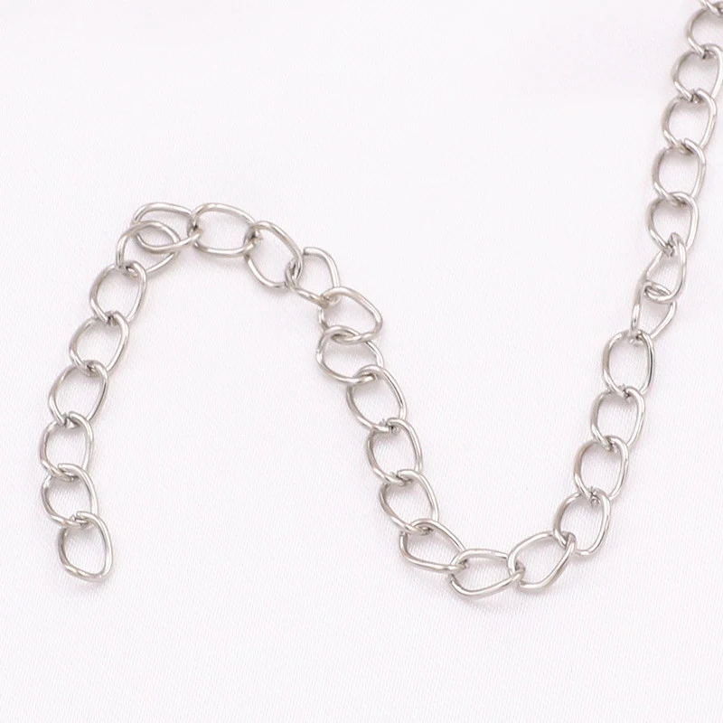 Chaînes de bijoux DIY Matériel d'accessoires pour créations uniques. Créez bracelets, colliers et plus avec ces chaînes de qualité pour bijoux.