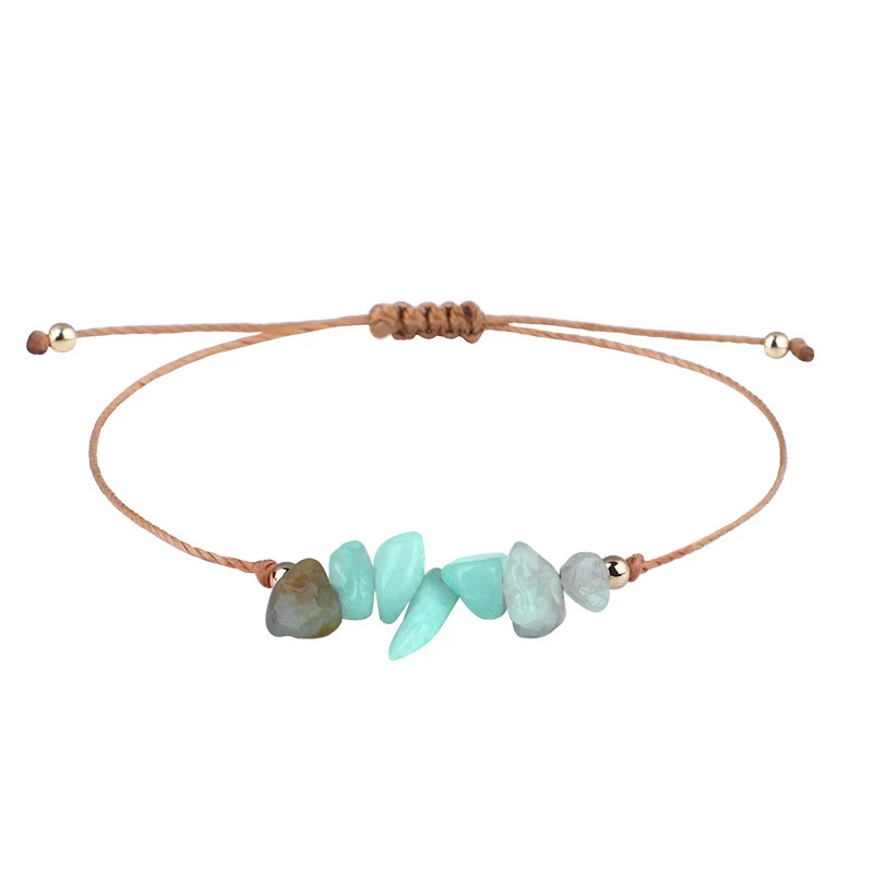 Armband met onregelmatige ruwe stenen en geweven gewaxte draad, Boho stijl, natuurlijke elegantie, verstelbaar.