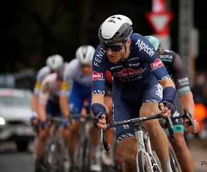 Renner van Alpecin-Fenix kwam zwaar ten val in de Ronde van Turkije: "Hij is altijd bij bewustzijn geweest"