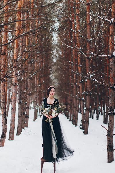 Fotógrafo de casamento Aleksandr Rudenkiy (rudenky). Foto de 5 de fevereiro 2016