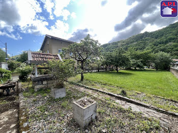 maison à Tarascon-sur-ariege (09)