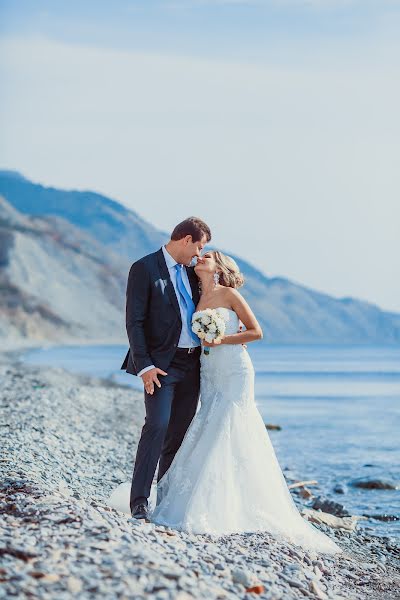 Fotógrafo de bodas Lenura Cemenko (lenura). Foto del 25 de marzo 2015