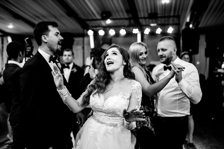 Fotógrafo de casamento Madalin Ciortea (dreamartevents). Foto de 11 de dezembro 2018