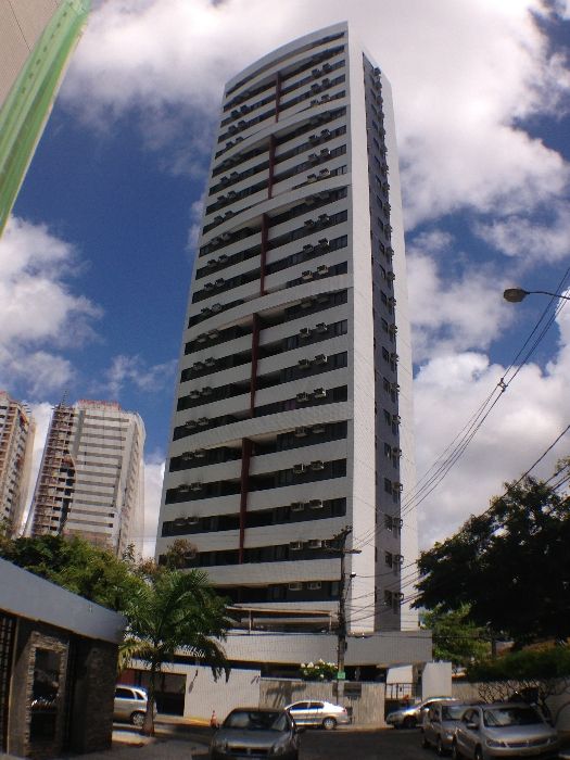 Apartamentos à venda Torreão