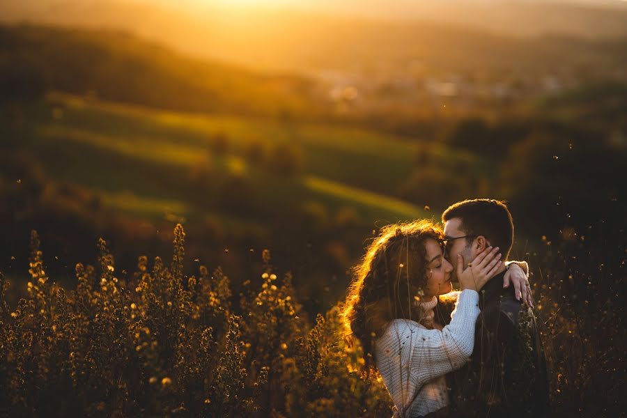 Fotografo di matrimoni Simone Miglietta (simonemiglietta). Foto del 10 novembre 2020