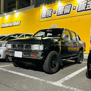 ダットサントラック 4WD