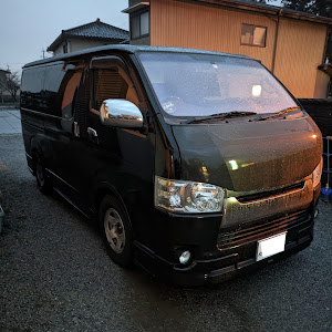 ハイエースバン KDH206V