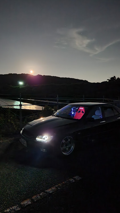 アルテッツァのドライブ・夕焼けと愛車・月と愛車に関するカスタム事例の投稿画像38枚目