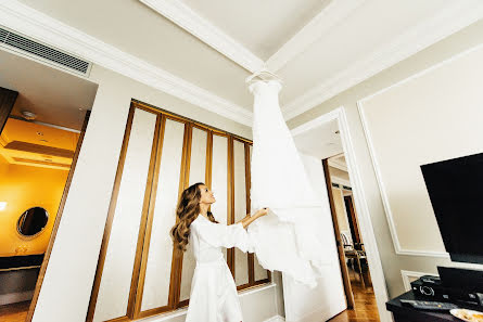 Fotógrafo de casamento Zhenya Garton (garton). Foto de 27 de junho 2017