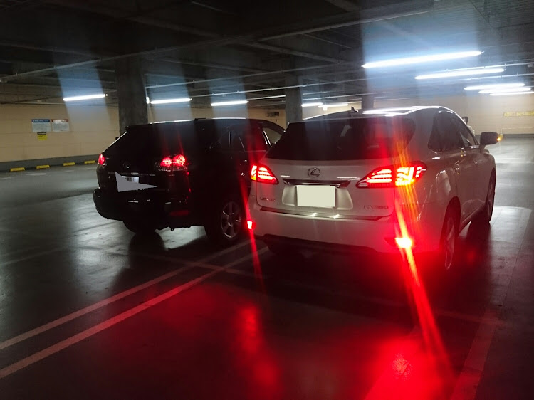 RXのSUV・ハリヤー・コラボ撮影に関するカスタム事例の投稿画像2枚目
