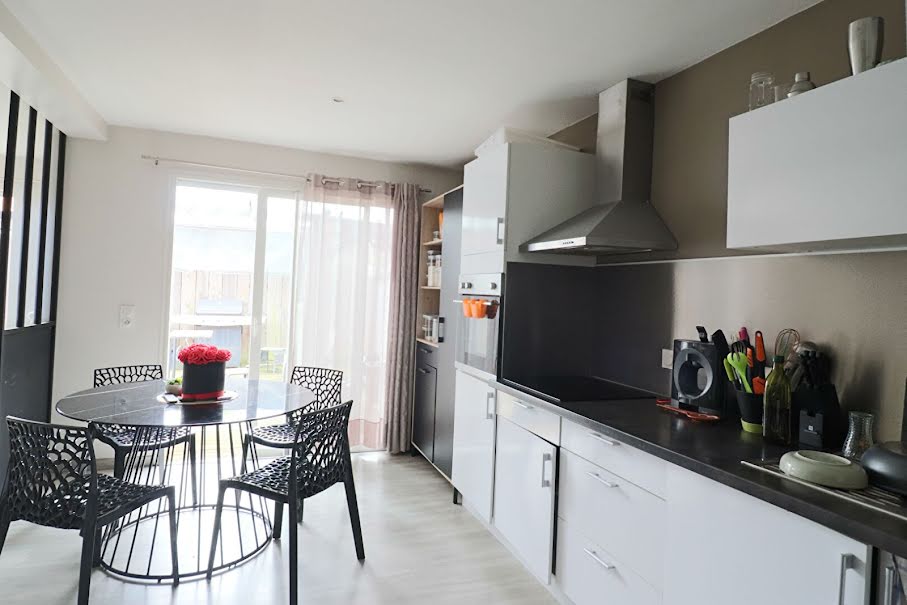 Vente maison 4 pièces 79 m² à Billere (64140), 266 000 €