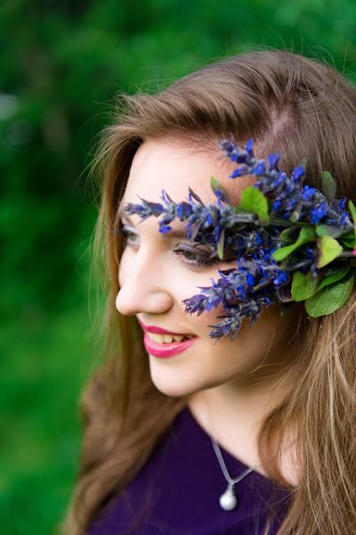 Fotógrafo de casamento Anastasiya Batina (nastenzya). Foto de 27 de julho 2017