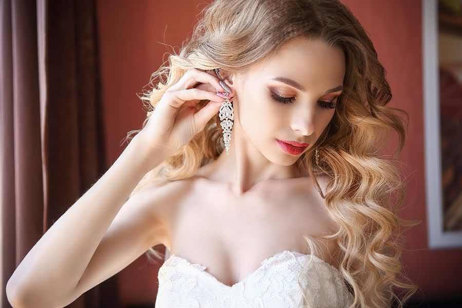 Wedding photographer Anastasiya Tischenko (prizrak). Photo of 23 April 2018