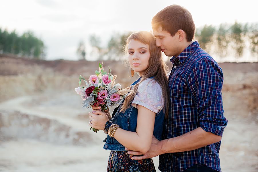 Wedding photographer Lyudmila Babenko (radostart). Photo of 2 November 2015