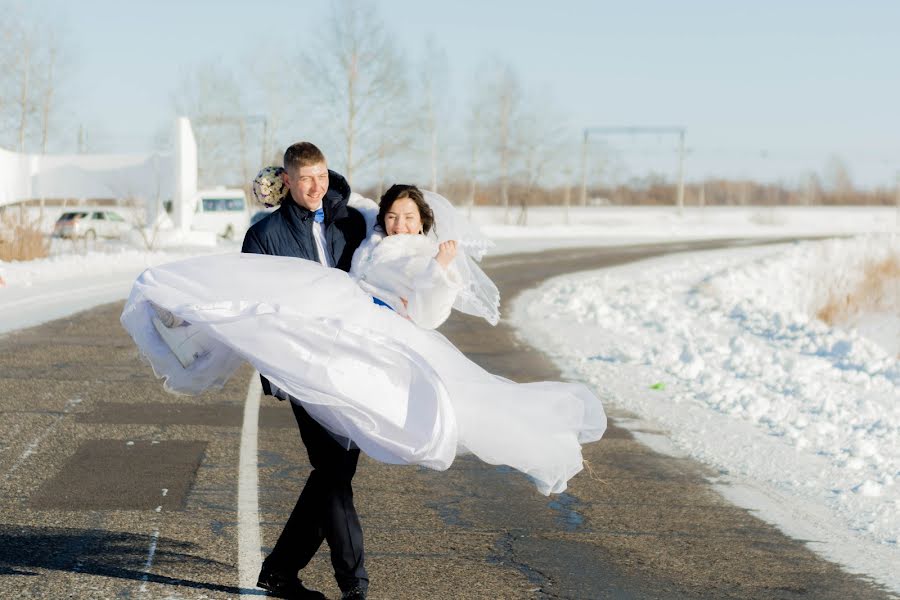 Wedding photographer Darya Zvyaginceva (nuda). Photo of 18 December 2015