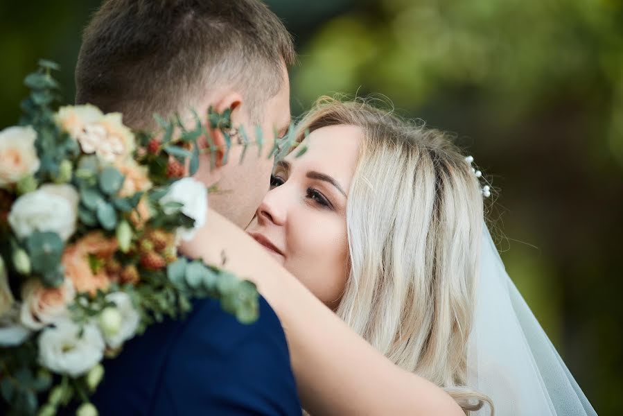 Fotógrafo de casamento Denis Suslov (suslovphoto). Foto de 12 de junho 2019